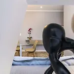 Calcada Dos Barbadinhos 公寓 *