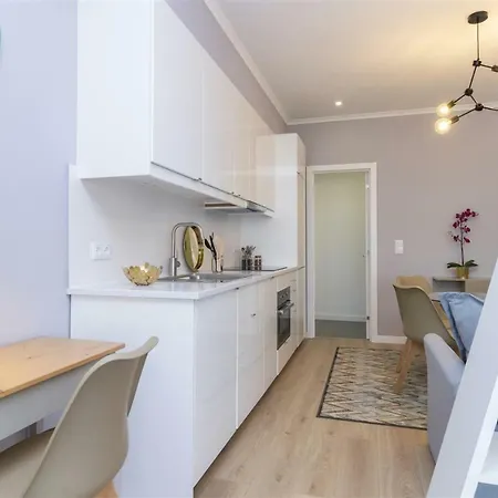 Calcada Dos Barbadinhos Lisboa